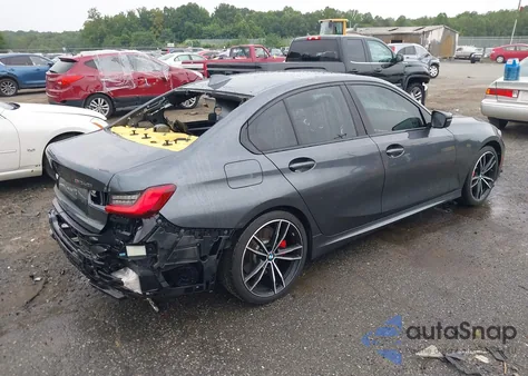 2021 BMW 3 Series M340I xDrive z USA, uszkodzony, nr VIN 3MW5U9J08M8C10352